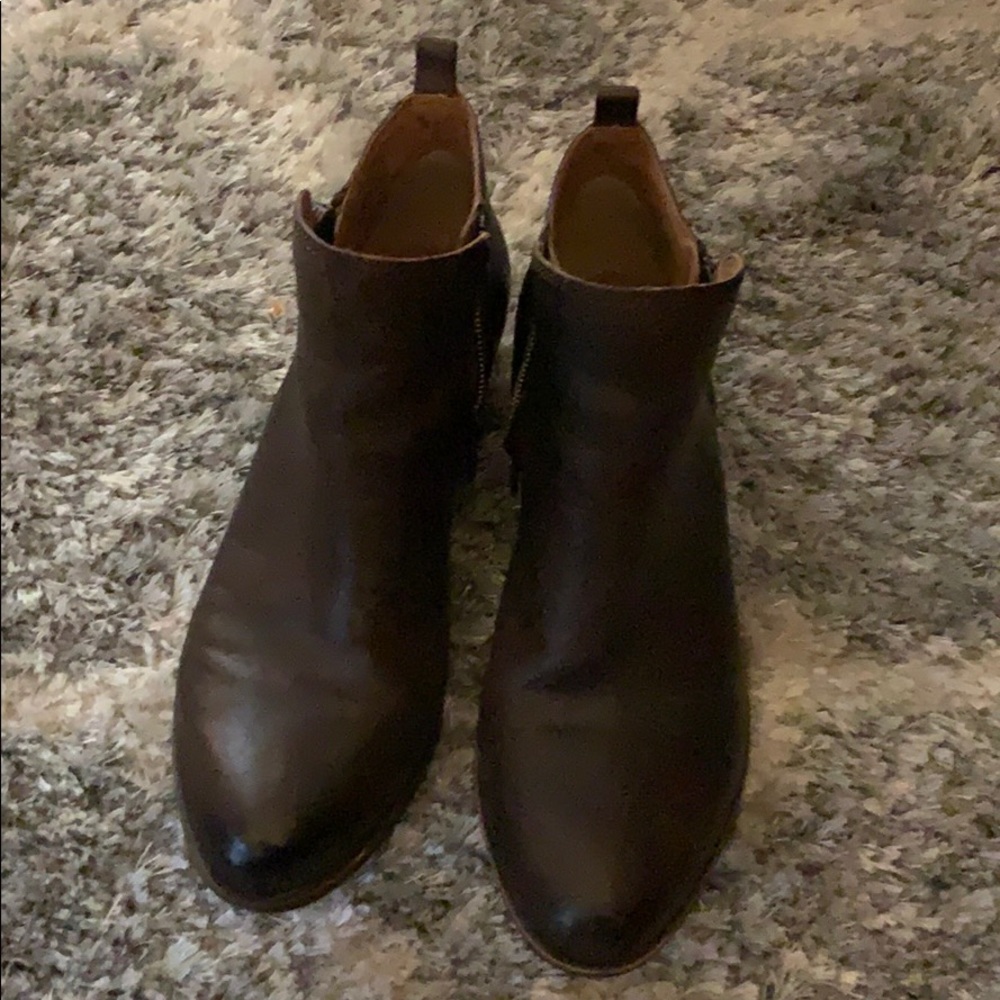 Lucky basil booties